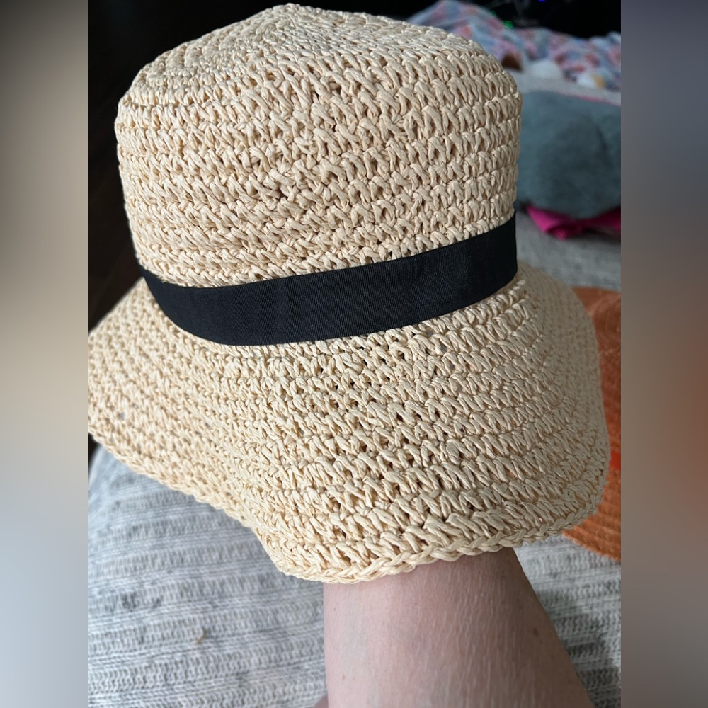 Jaclyn Smith Cream Straw Hat
